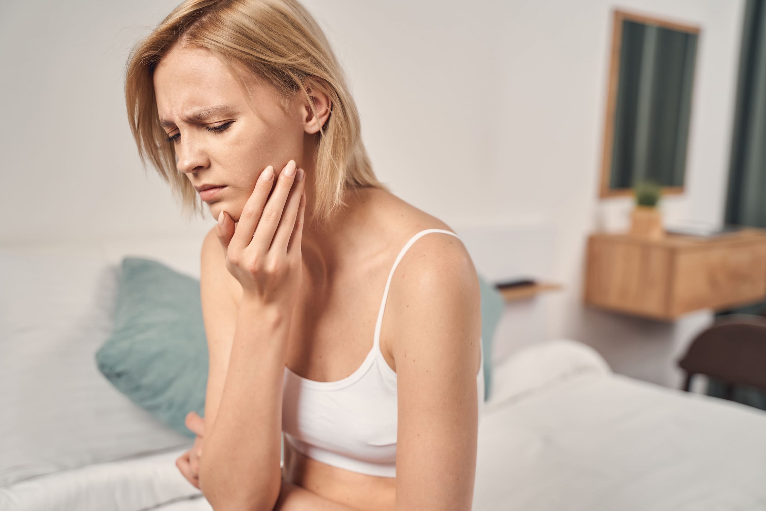 https://maidstone.rwmarketing.com.au/wp-content/uploads/2021/09/depressed-young-blonde-woman-having-a-toothache-scaled.jpeg